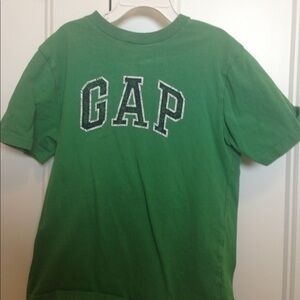GAP boys size small 6/7 t
